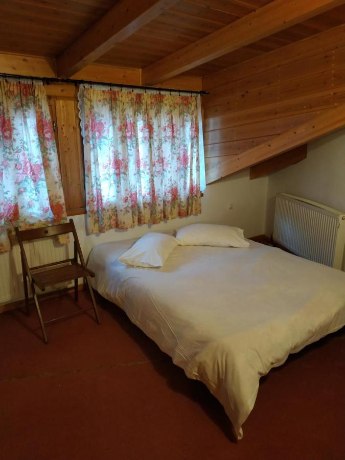 Hotel Xenonas Morfeas à Arachova Extérieur photo