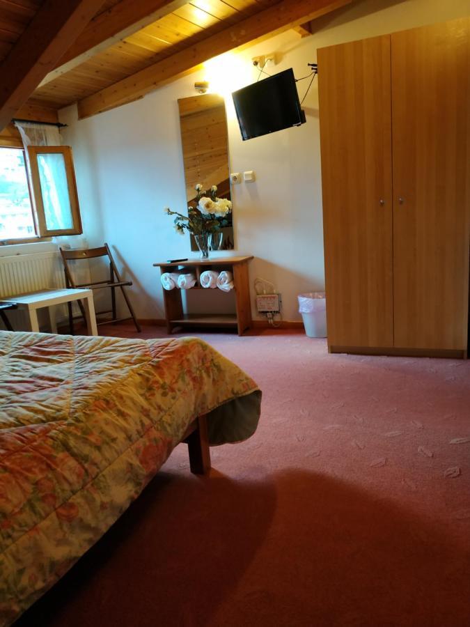 Hotel Xenonas Morfeas à Arachova Extérieur photo
